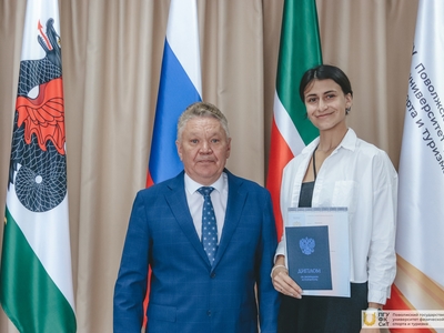 Вручение дипломов аспирантам / Фото: Дарья Карпеева