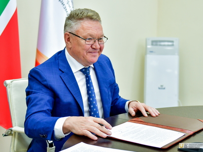 Подписание договора о сотрудничестве с Бухарским государственным университетом (Республика Узбекистан) / Фото: Павел Железняк