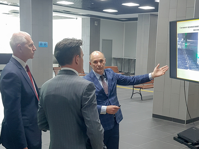 Министр спорта России Олег Матыцин во Дворце водных видов спорта