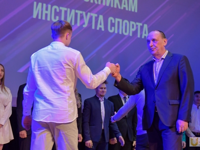 Выпускной Института спорта. С участием Виталия Мутко / Фото: Павел Железняк