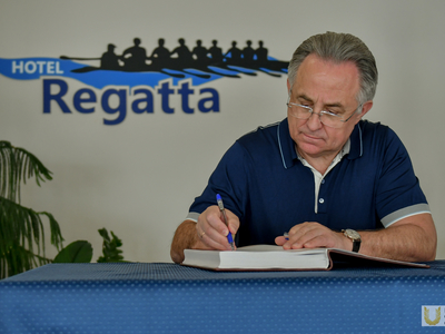 Виталий Мутко в Центре гребных видов спорта / Фото: Павел Железняк