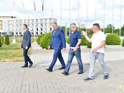 Виталий Мутко в Центре гребных видов спорта / Фото: Павел Железняк