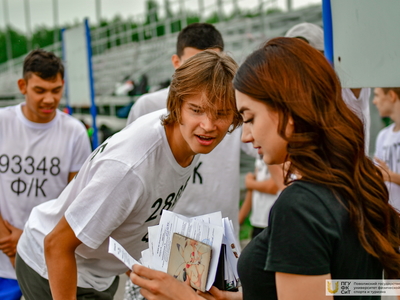 Вступительные испытания по ОФП для поступающих по программе среднего профобразования / Фото: Павел Железняк. Обработка: Дарья Карпеева