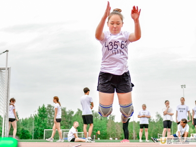 Вступительные испытания по ОФП для поступающих по программе среднего профобразования / Фото: Павел Железняк. Обработка: Дарья Карпеева