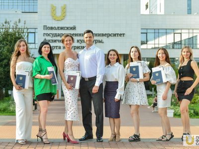 Вручение дипломов выпускникам курса переподготовки направления Фитнес-тренер / Фото: Павел Железняк