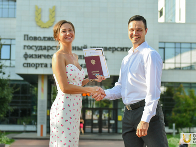 Вручение дипломов выпускникам курса переподготовки направления Фитнес-тренер / Фото: Павел Железняк