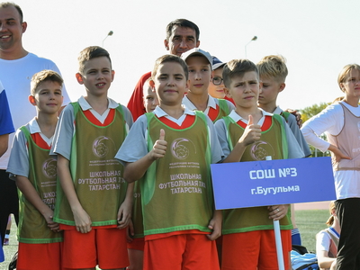 Открытие Школьной футбольной лиги РТ / Фото: Павел Железняк