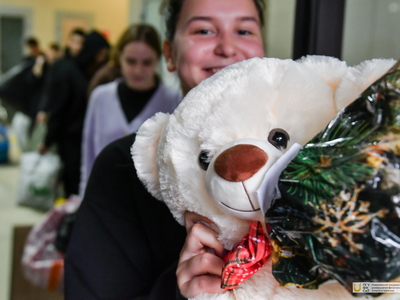 Отправка гуманитарной помощи Луганской и Донецкой Республикам / Павел Железняк