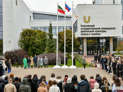 Поднятие флагов. МИГМиТ 09.10.2023г. / Павел Железняк