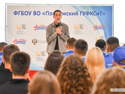 Встреча с олимпийской чемпионкой 2020 года Мариной Голядкиной / Фото: Павел Железняк