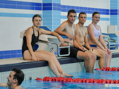 Новая Зарница. Прикладная плавательная эстафета / Павел Железняк