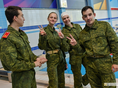 Новая Зарница. Прикладная плавательная эстафета / Павел Железняк