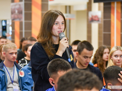 Встреча с олимпийской чемпионкой 2020 года Мариной Голядкиной / Фото: Павел Железняк