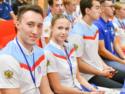 Встреча с олимпийской чемпионкой 2020 года Мариной Голядкиной / Фото: Павел Железняк