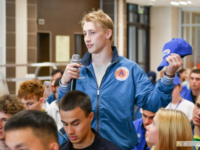 Встреча с олимпийской чемпионкой 2020 года Мариной Голядкиной / Фото: Павел Железняк