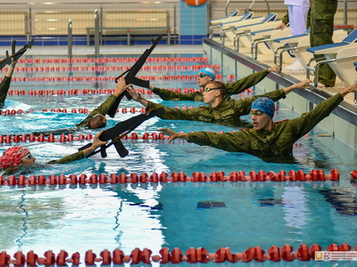 Новая Зарница. Прикладная плавательная эстафета / Павел Железняк