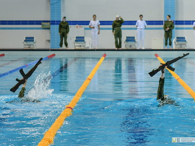 Новая Зарница. Прикладная плавательная эстафета / Павел Железняк