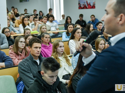 Министр по делам молодёжи РТ Ринат Садыков о Государственной молодёжной политике РТ / Павел Железняк