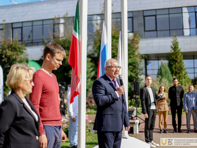 Поднятие флагов (18.09.23) / Дарья Карпеева