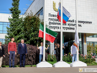 Поднятие флагов (18.09.23) / Дарья Карпеева