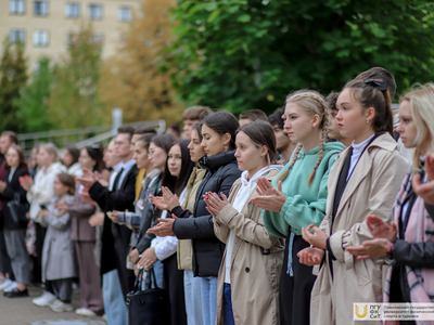 Поднятие флагов (11.09.23) / Дарья Карпеева