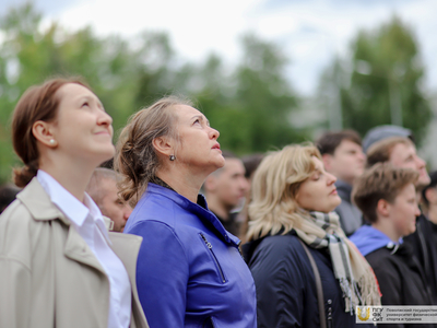 Поднятие флагов (11.09.23) / Дарья Карпеева