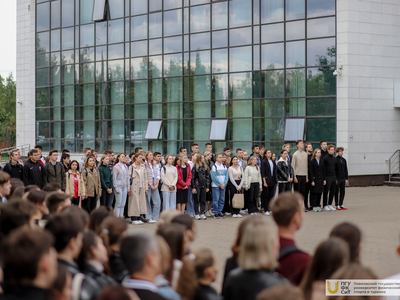 Поднятие флагов (11.09.23) / Дарья Карпеева