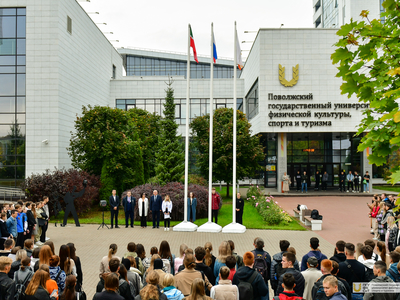 Поднятие флагов. 02.10.2023г. / Фото: Павел Железняк