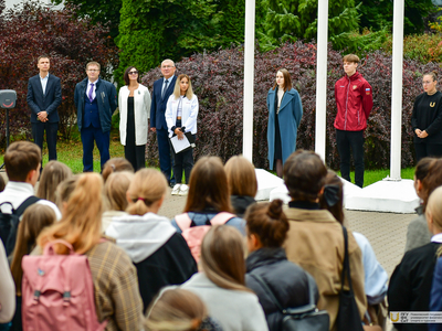 Поднятие флагов. 02.10.2023г. / Фото: Павел Железняк