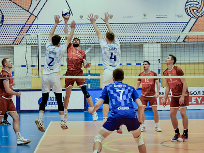 Волейбол. Академия-Казань - Автомобилист (СПб)/ Павел Железняк