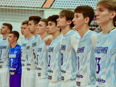 Волейбол. Академия-Казань - Автомобилист (СПб)/ Павел Железняк