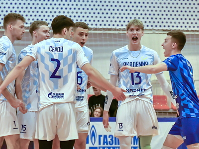 Волейбол. Академия-Казань - Автомобилист (СПб)/ Павел Железняк