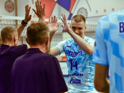 Волейбол. Академия-Казань - Автомобилист (СПб)/ Павел Железняк