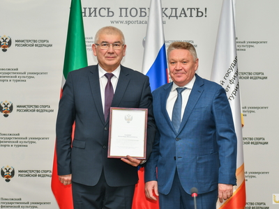 Встреча ректора с преподавательским составом Института ФК / Павел Железняк