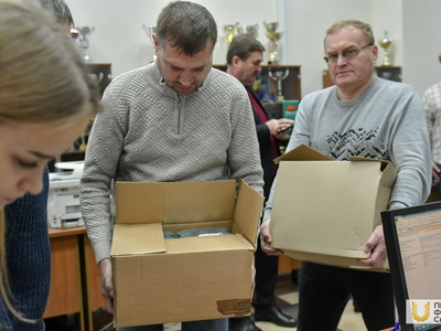 Сбор и отправка гуманитарной помощи для жителей Лисичанска / Павел Железняк