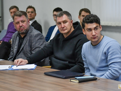 Всероссийская конференция «Современное состояние подготовки спортивного резерва в футболе, хоккее и фигурном катании» / Павел Железняк