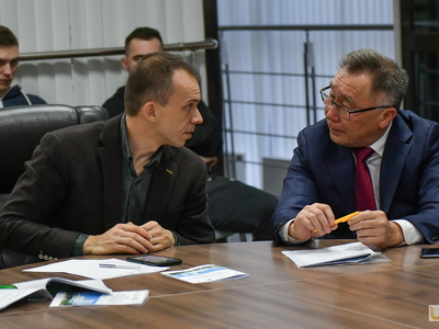 Всероссийская конференция «Современное состояние подготовки спортивного резерва в футболе, хоккее и фигурном катании» / Павел Железняк