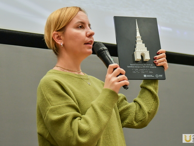 "Прикоснись к Кремлю" Образовательная программа с тактильными макетами / Павел Железняк