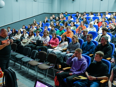 Презентация туроператора FUN&SUN по организации стажировки в Турции / Павел Железняк