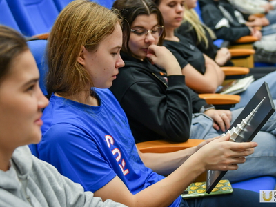 "Прикоснись к Кремлю" Образовательная программа с тактильными макетами / Павел Железняк