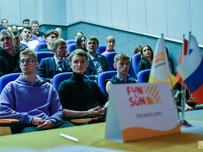 Презентация туроператора FUN&SUN по организации стажировки в Турции / Павел Железняк