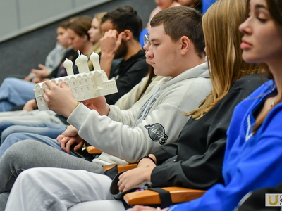 "Прикоснись к Кремлю" Образовательная программа с тактильными макетами / Павел Железняк