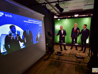 Министр спорта Олег Матыцин осмотрел Центр развития кадрового потенциала туротрасли и НИИ университета / Павел Железняк