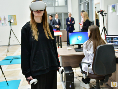 Министр спорта Олег Матыцин осмотрел Центр развития кадрового потенциала туротрасли и НИИ университета / Павел Железняк