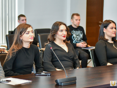 Вручение дипломов магистрам Института заочного образования /Павел Железняк