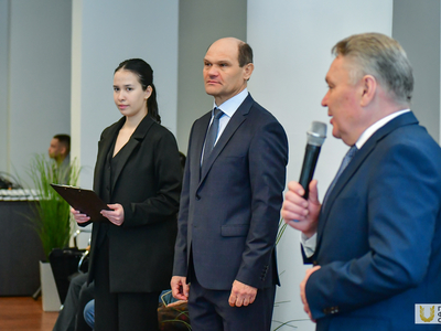 Вручение дипломов магистрам Института заочного образования /Павел Железняк