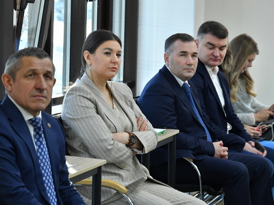 Открытие Центра кадрового потенциала туристической отрасли с участием Д.Чернышенко, Р.Минниханова / пресс-служба Раиса РТ