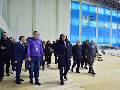 Посещение Казанской академии тенниса Д.Чернышенко и Р.Миннихановым / пресс-служба Раиса РТ