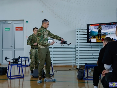 Курсы по основам военной подготовки для студентов колледжа Поволжского университета / Марк Лозбенёв