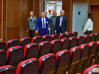 Визит делегации Международного российского олимпийского университета / Павел Железняк